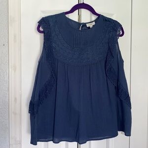 Sz large a love a Sleeveless Lace Embroidery